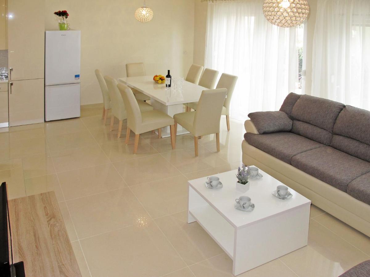 Holiday Home Silvija - Zad107 By Interhome Ζαντάρ Εξωτερικό φωτογραφία